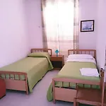 La Hotel 3*