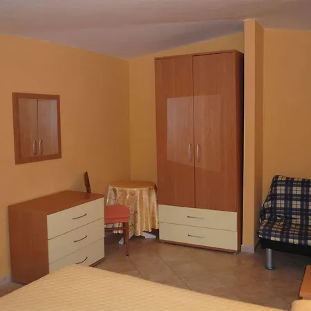 La Zambrone