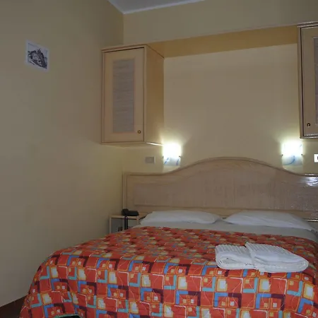 Hotel La 3*