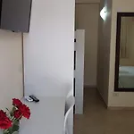 Otel La 3*