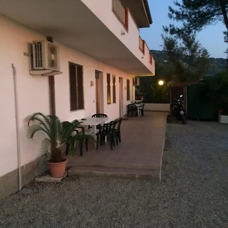 La 3*